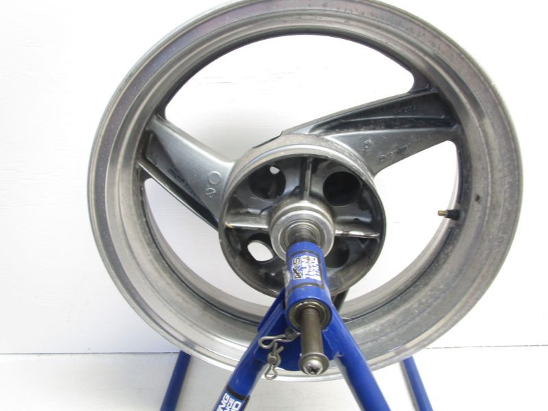1993-2002 Kawasaki ZX6E ZX 600 Ninja Rear Wheel 17x4.5 41073-1521